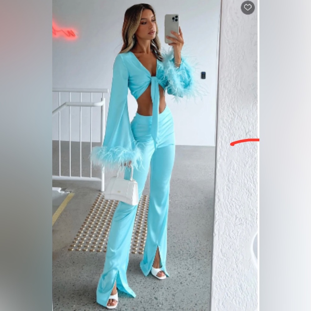 Brand white fox new never with tags worn two piece set!